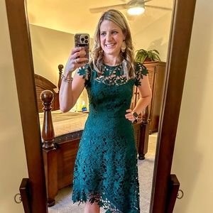 Meet your Posher, Leslie